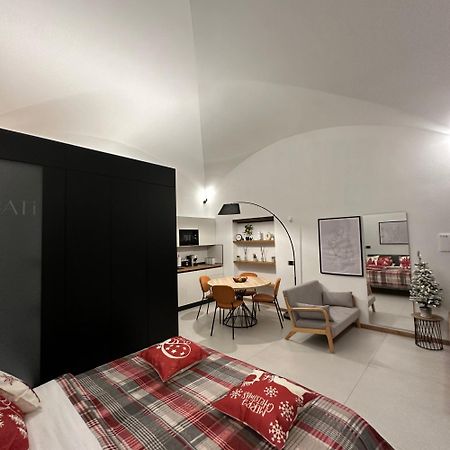 Dislocati Bnb - Jacuzzi Privata - Cucina - Tv60" - Minimal Luxury Marigliano Zewnętrze zdjęcie