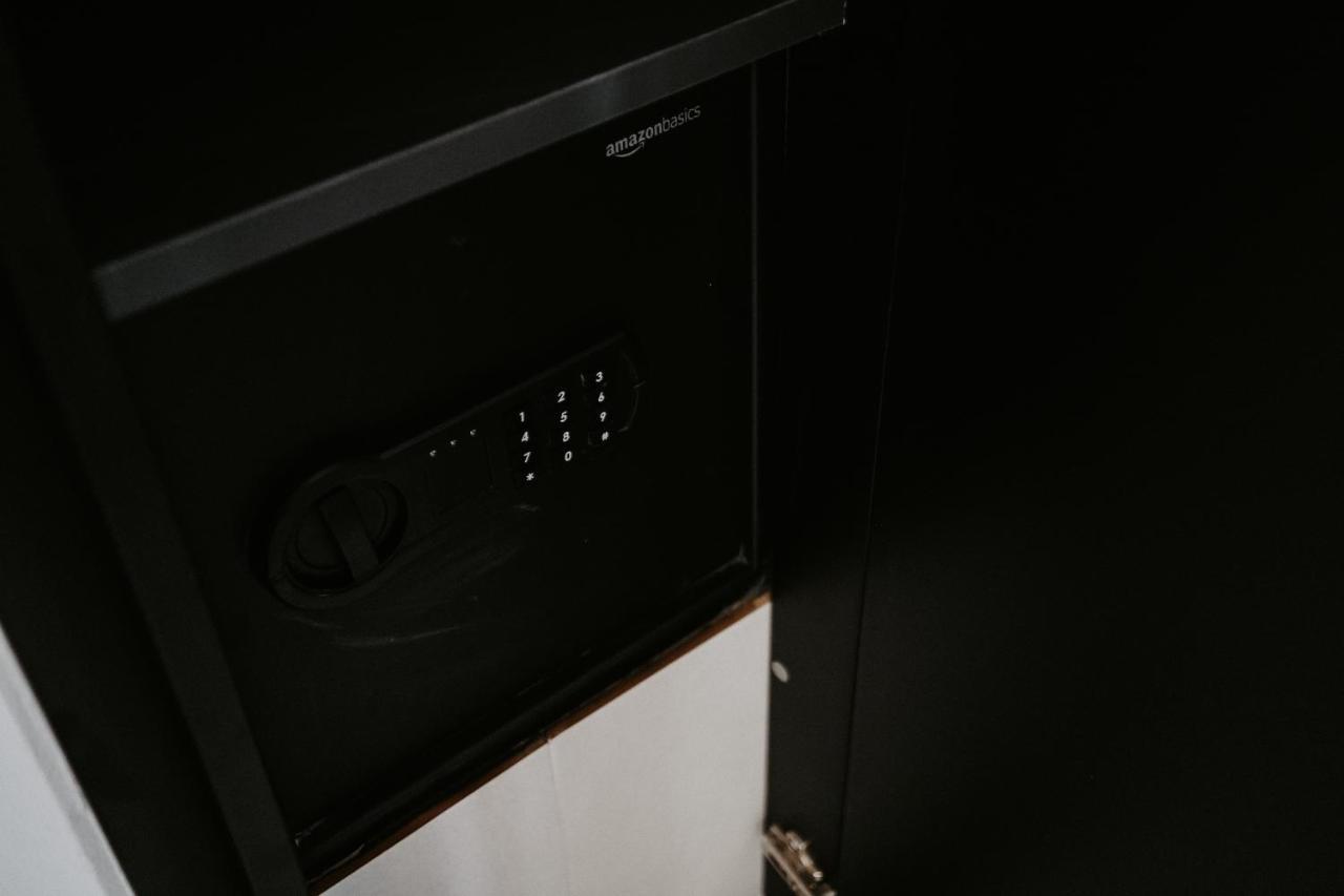 Dislocati Bnb - Jacuzzi Privata - Cucina - Tv60" - Minimal Luxury Marigliano Zewnętrze zdjęcie
