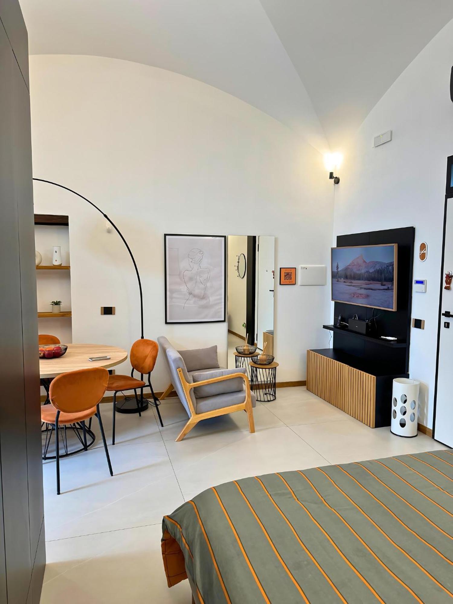 Dislocati Bnb - Jacuzzi Privata - Cucina - Tv60" - Minimal Luxury Marigliano Zewnętrze zdjęcie