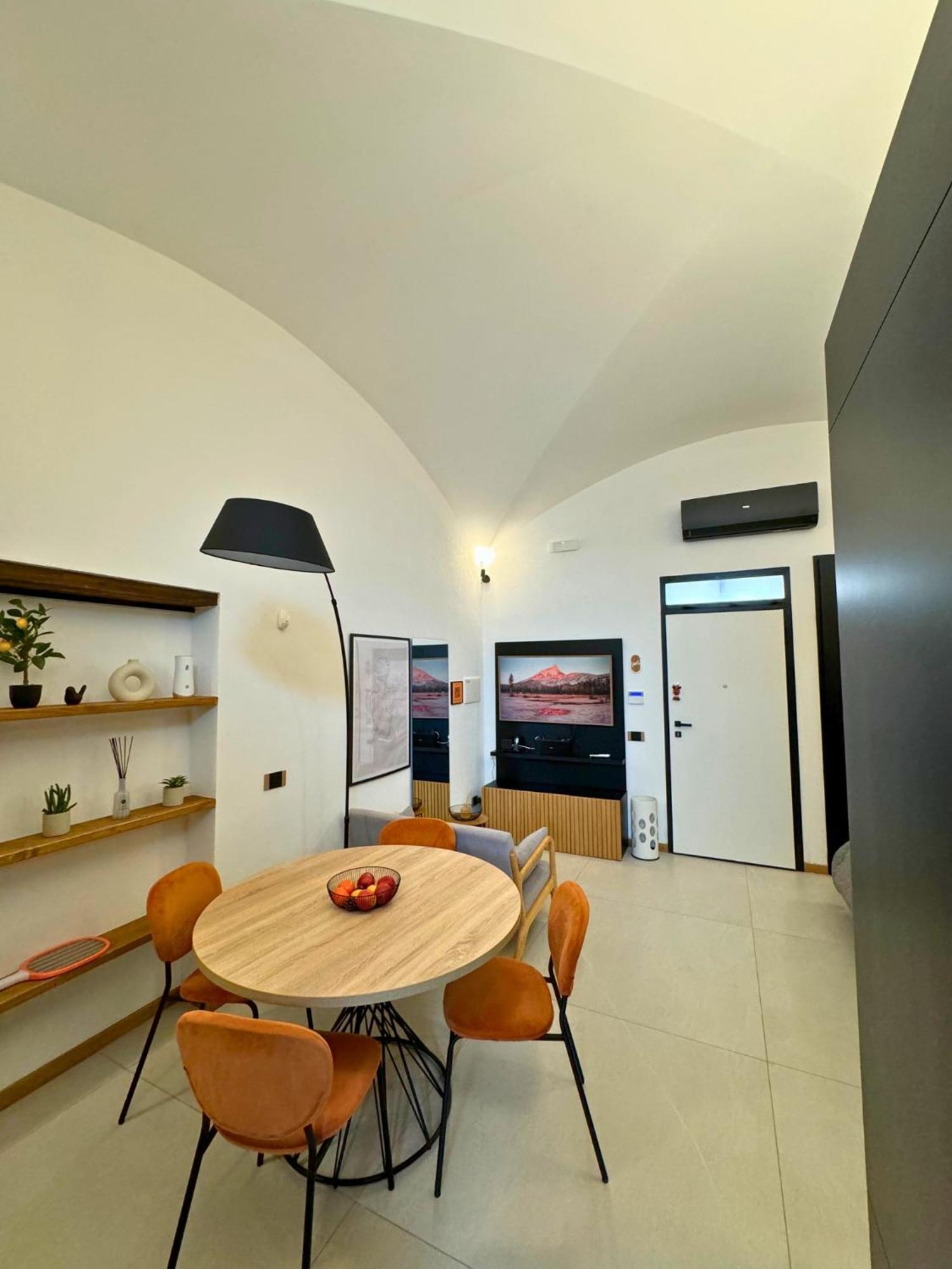 Dislocati Bnb - Jacuzzi Privata - Cucina - Tv60" - Minimal Luxury Marigliano Zewnętrze zdjęcie